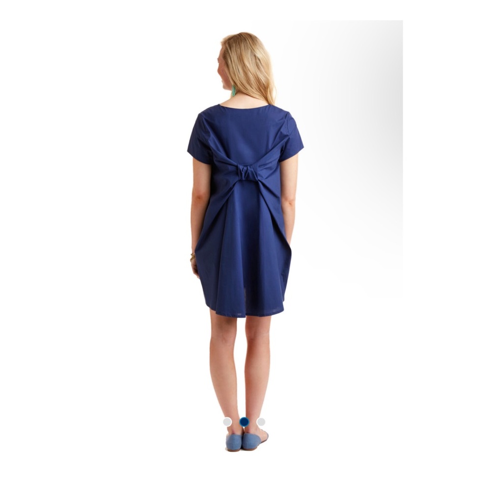 SET OF 2 VINEYARD VINES SHORT SLEEVE BOW BACK DRESS SIZE S and TSHIRT IN SIZE XS